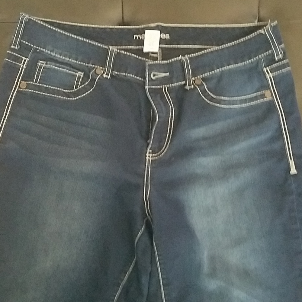 Maurice's dark jeans with stitching
